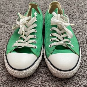 Converse light green sneaker men’s size 9